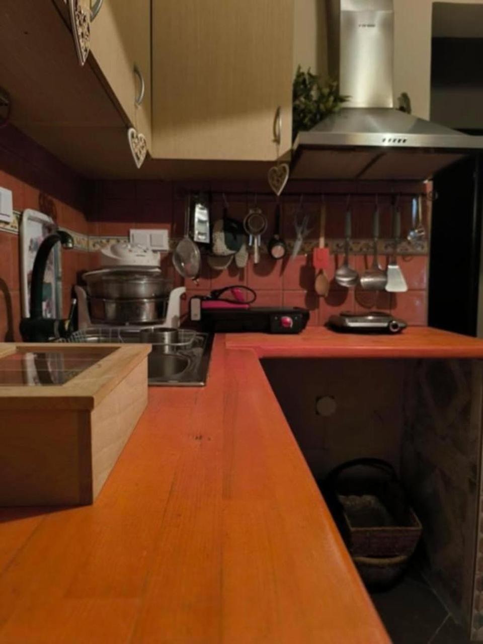 Cozy Apartment Alexandros Near Aqueduct 卡瓦拉 外观 照片