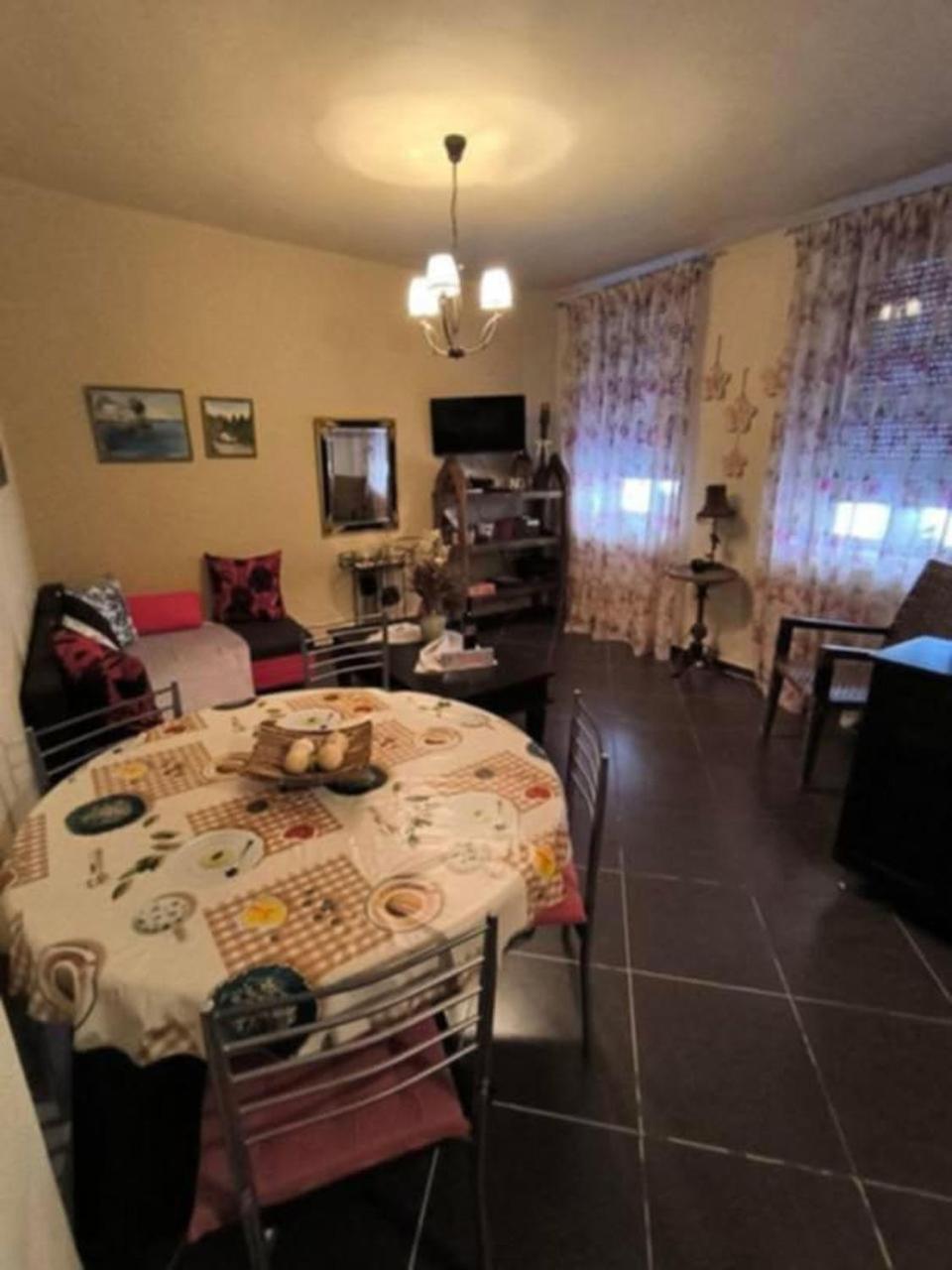 Cozy Apartment Alexandros Near Aqueduct 卡瓦拉 外观 照片